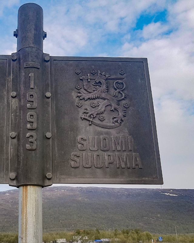 Photo from Utsjoki, Finland, shared by TommiJantunen: Norway - Finland border